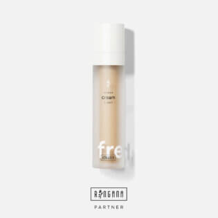 RINGANA cream light: Gesichtspflege für ölige Haut die zu Hautglanz und Unreinheiten neigt.