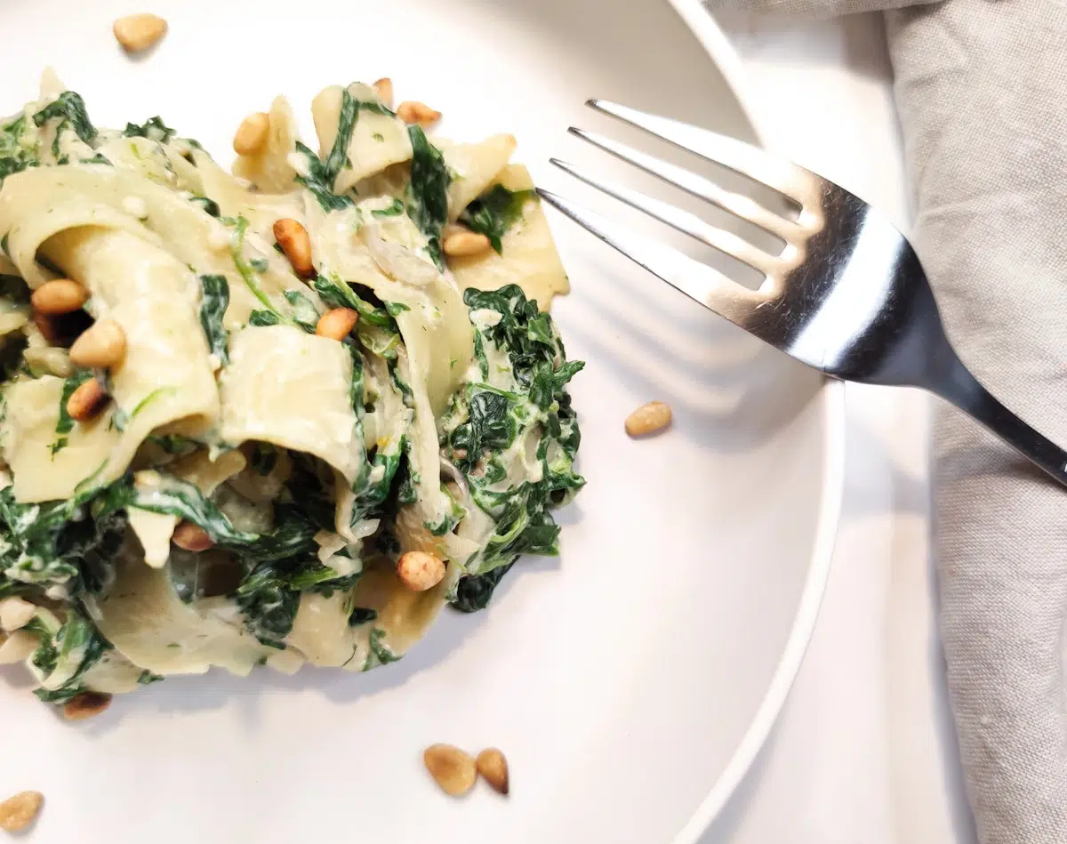 Vegane Rahmspinat Pasta – Cremig, Gesund und reich an Eisen